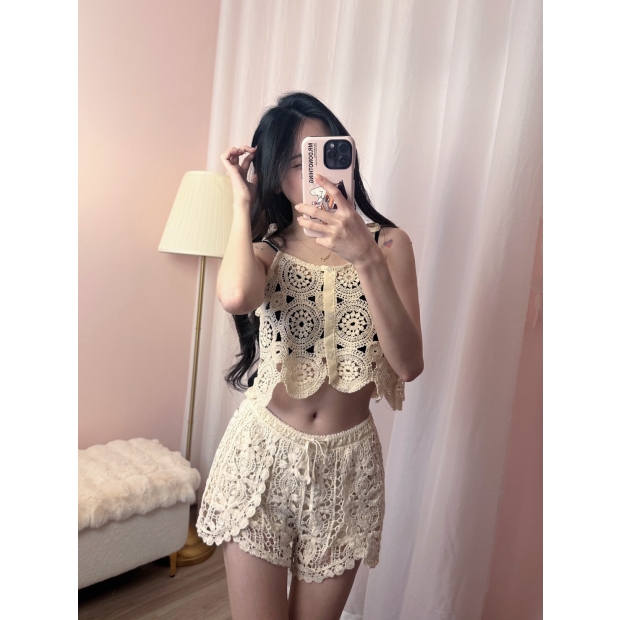 花語雕花綁帶短褲