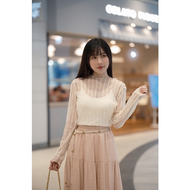 雲絲直紋氣質打底衫-雪紗杏